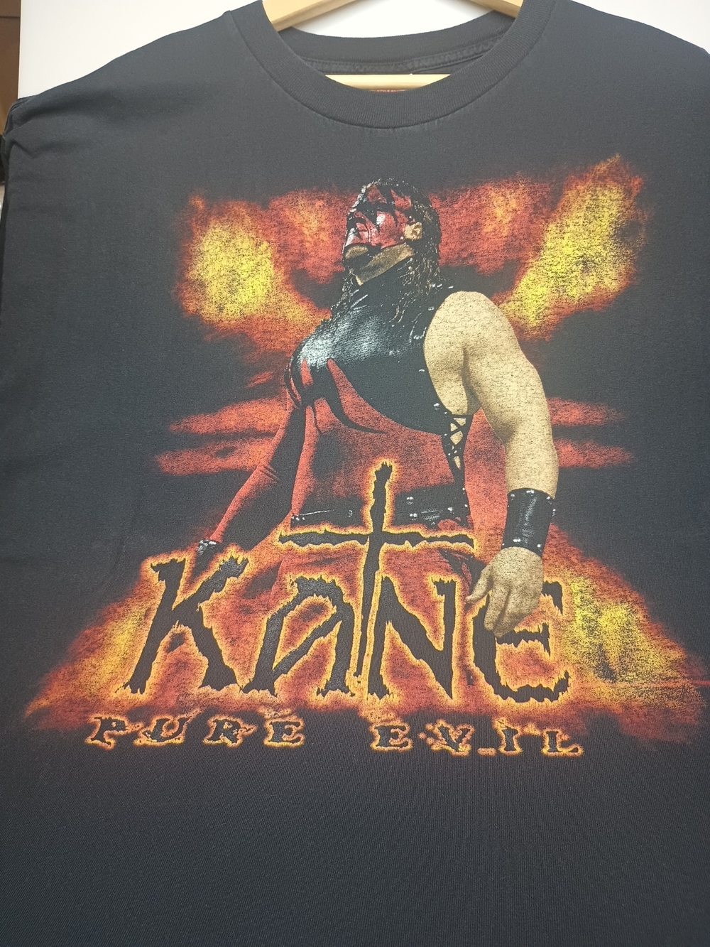 Vintage WWF  Kane 'Pure Evil' Kiss My Ash' Black Graphic Short Sleeve  Size XXL
